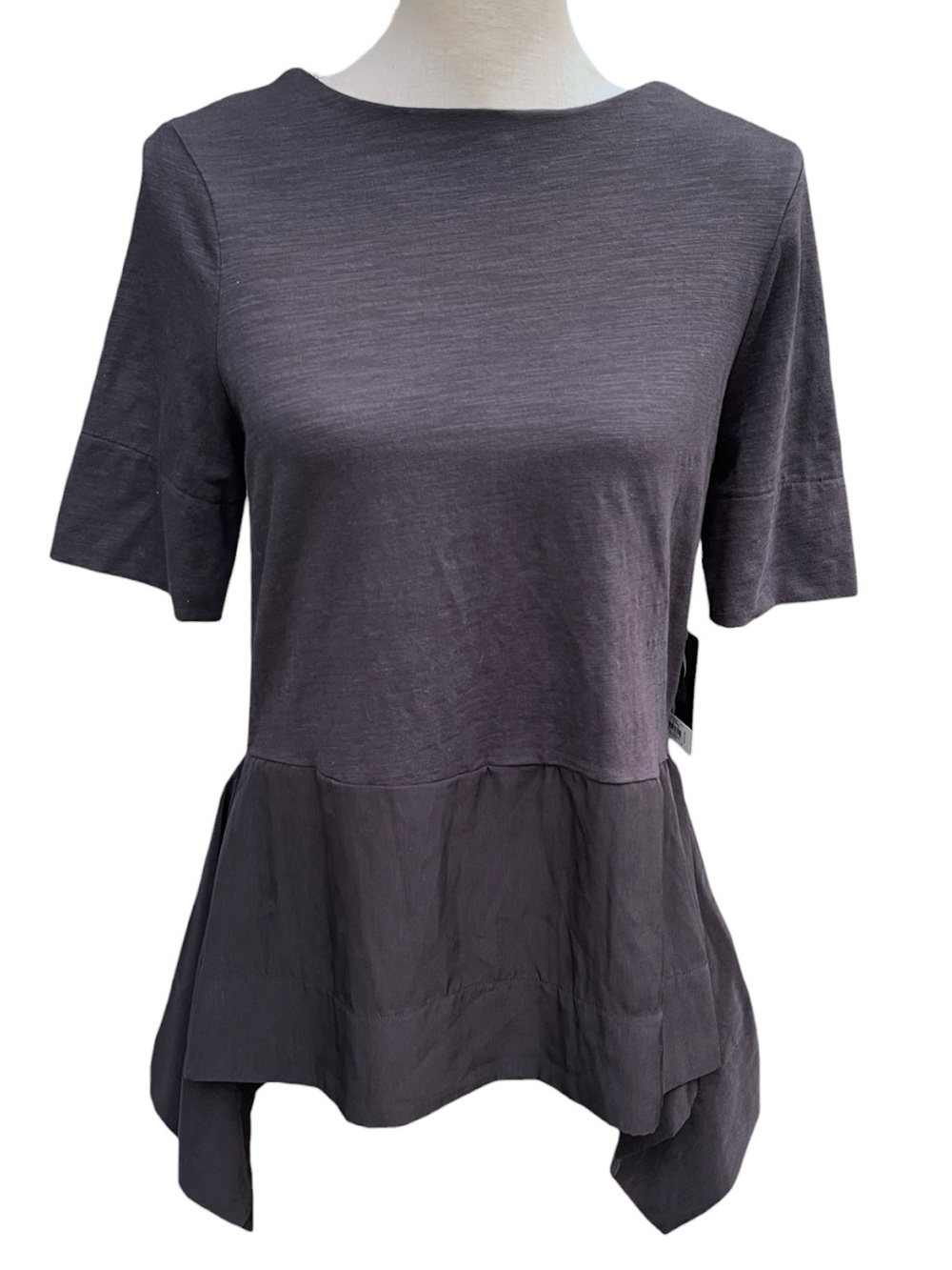 NWT Simply Vera Wang Black Boat Neck Short Sleeve Handkerchief Peplum Top (S)